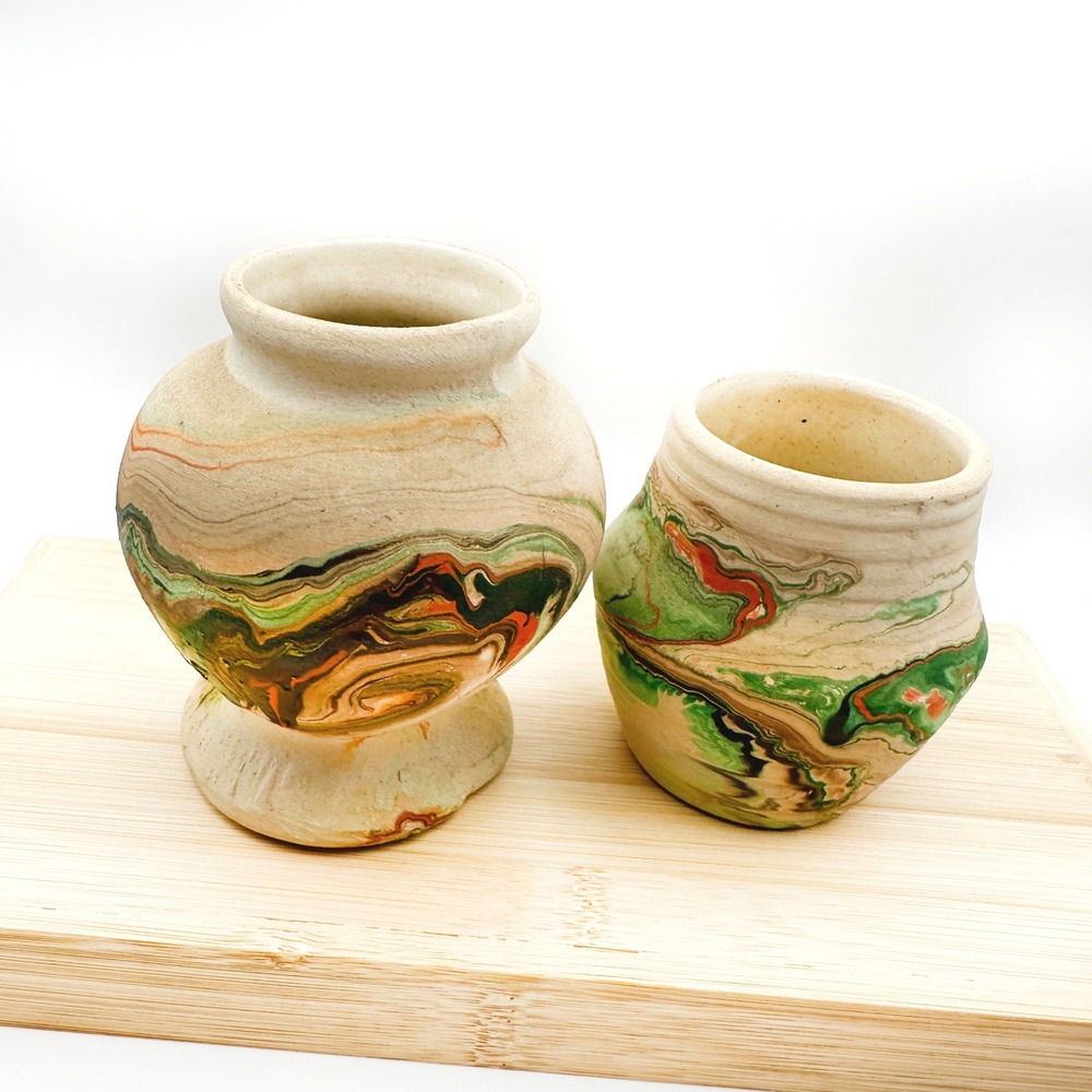 Nemadji Indian Pottery‎ Swirl Vases Pair Small Green Brown Native Clay USA